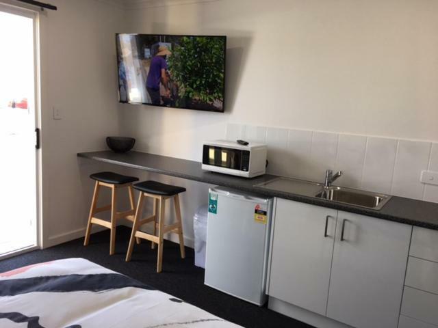 Port Lincoln Shark Apartment 1 מראה חיצוני תמונה