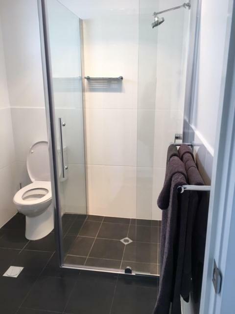 Port Lincoln Shark Apartment 1 מראה חיצוני תמונה